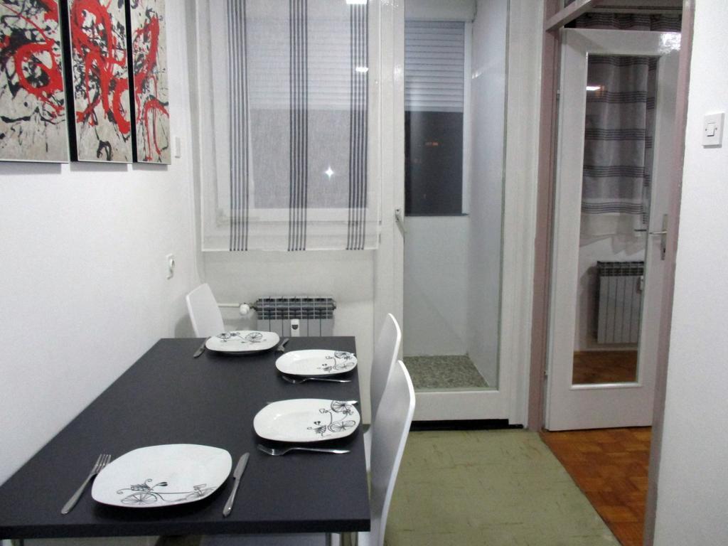 Door 44 Apartment Zagreb Exterior photo